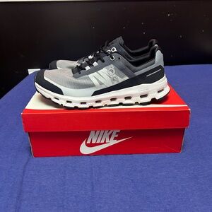 On cloud cloudvista shoes